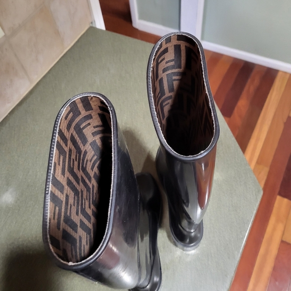 Fendi Rain Boots - Picture 5 of 10
